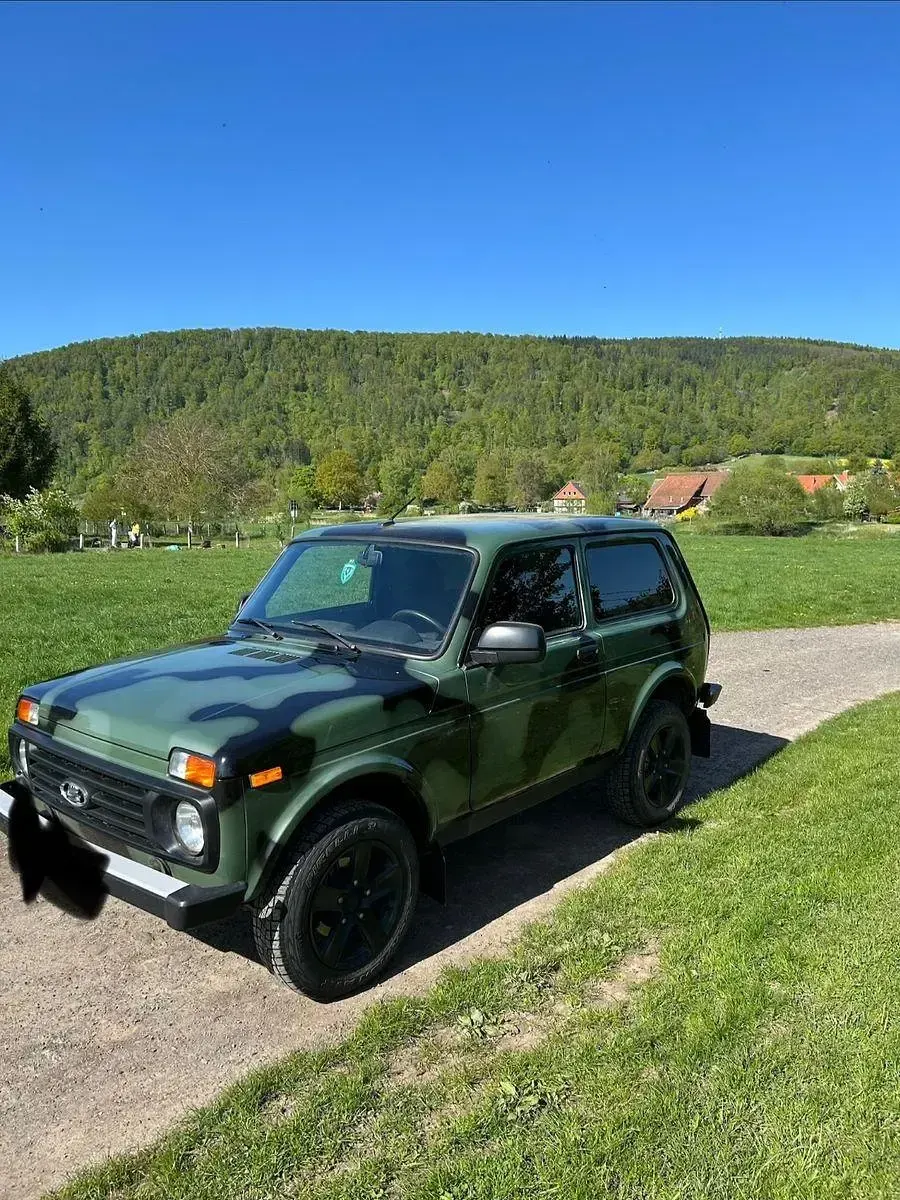 Gebraucht Lada niva 82 PS (60 kW) 2021 SUV