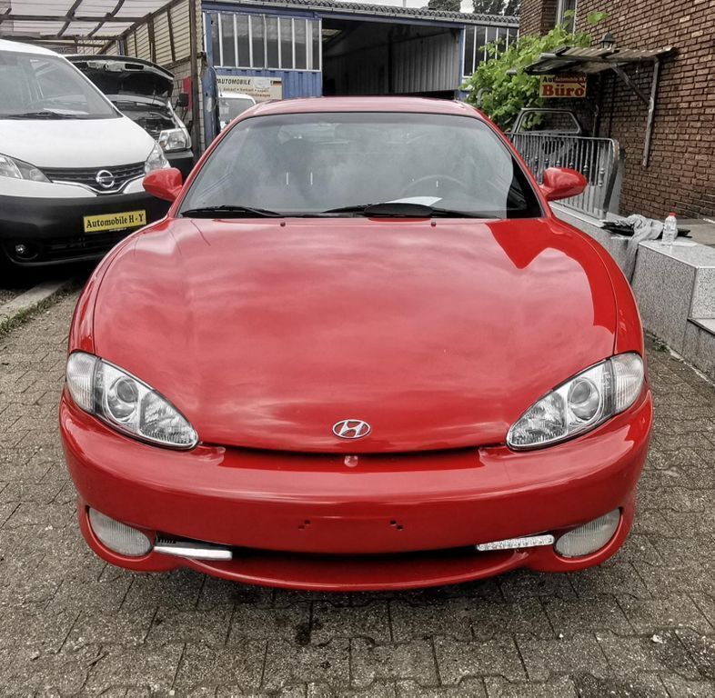 Rot Gebraucht 1997 Hyundai Lantra Limousine | 5.500 € - Bild 1/4