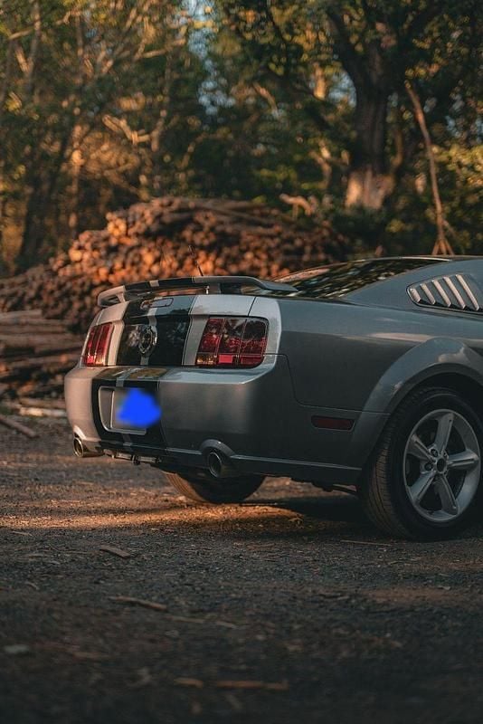 Gebraucht Ford Mustang 305 PS (224 kW) 2008 Grau Coupé