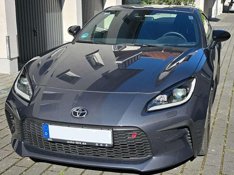 Grau Gebraucht 2023 Toyota GR86 Coupé | 36.000 € (Fairer Preis) - Bild 1/4