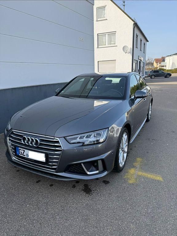 Używany Audi A4 Design 190 KM (139 kW) 2019 Czarny Sedan/Limuzyna