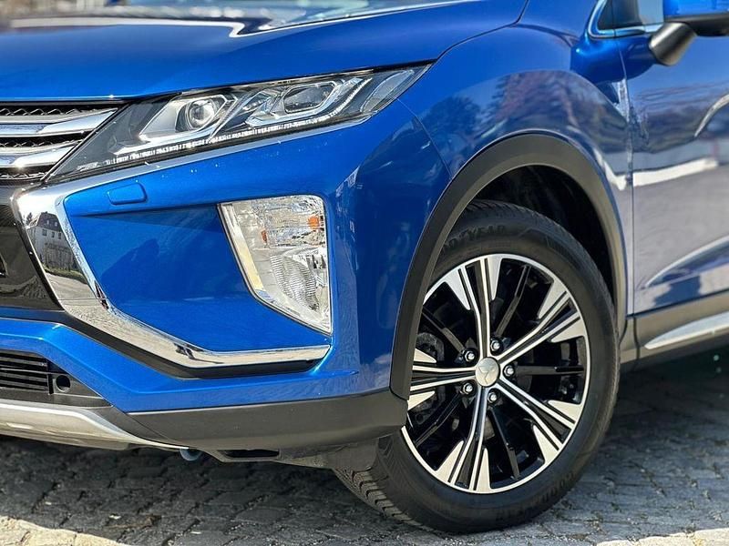 Gebraucht Mitsubishi Eclipse Cross Spirit+ 163 PS (119 kW) 2020 Blau SUV