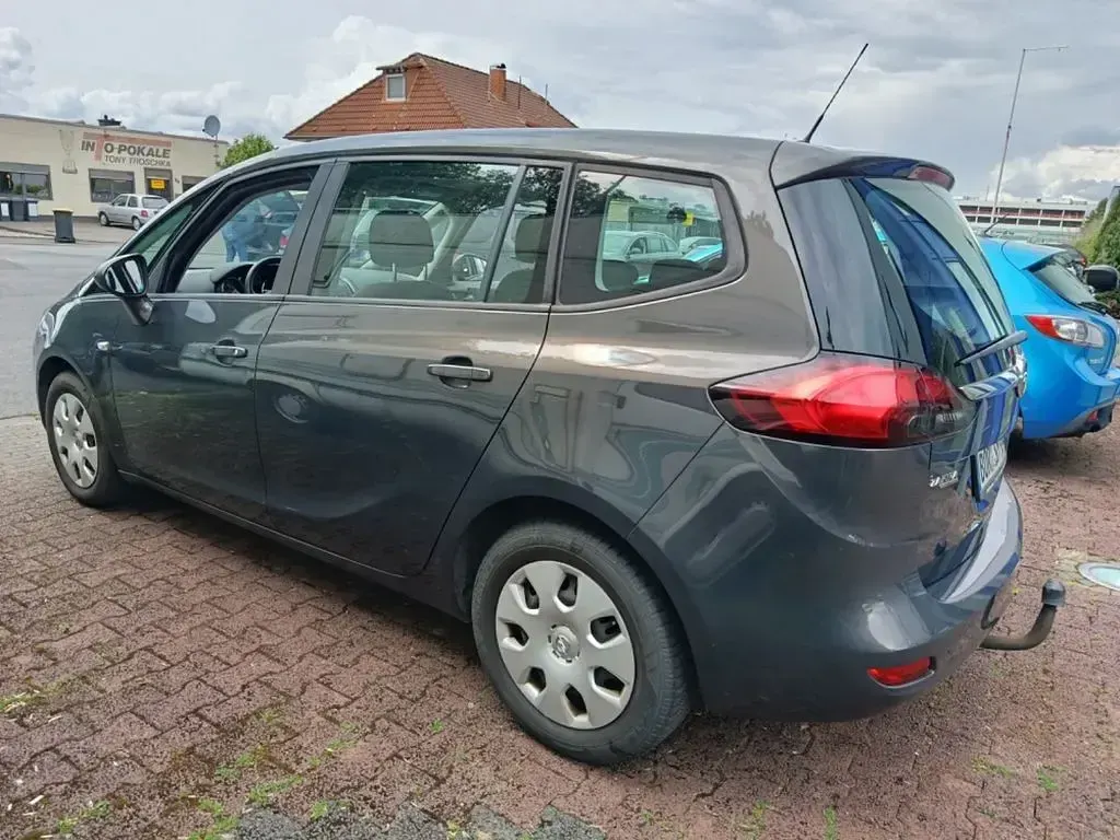 Gebraucht Opel Zafira Tourer Selection 120 PS (88 kW) 2016 Grau Van / Kleinbus