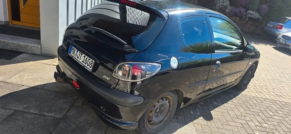 Gebraucht Peugeot 206 75 PS (55 kW) 2002 Schwarz Kleinwagen