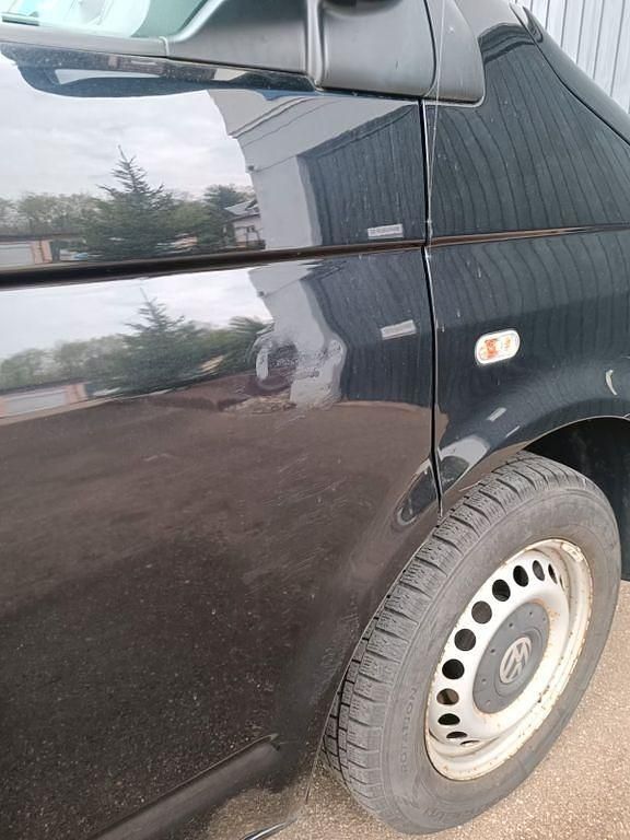 Second-hand VW T5 Startline 140 CP (102 kW) 2014 Negru Van