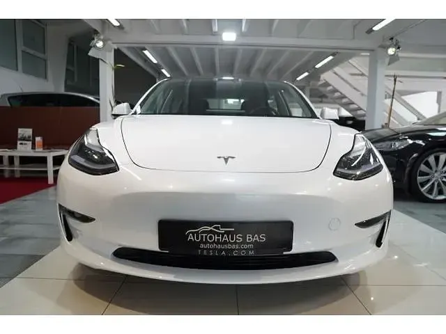 Usata Tesla Model 3 Long Range AWD 350 kW (476 CV) 2019 Berlina