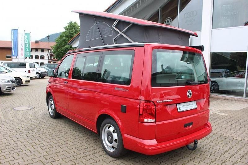 Gebraucht VW California Beach 204 PS (150 kW) 2023 Rot Van