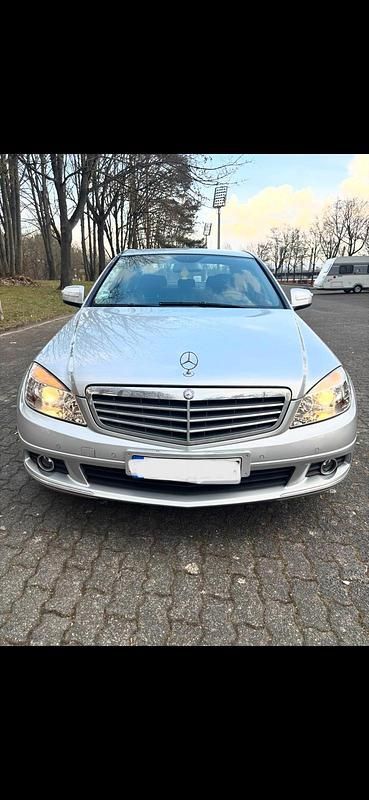 Gebraucht Mercedes C220 170 PS (125 kW) 2008 Silber Limousine