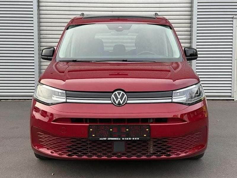 Gebraucht VW Caddy Style 122 PS (89 kW) 2022 Rot Van / Kleinbus