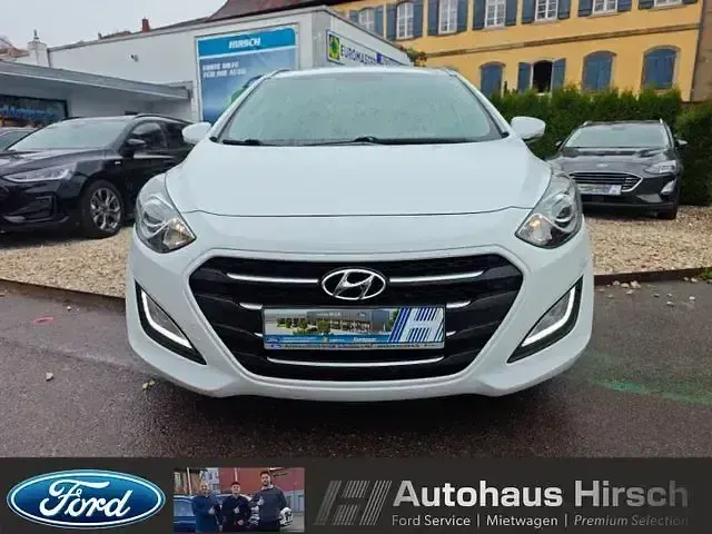 Second-hand Hyundai i30 135 CP (99 kW) 2015 Alb Break