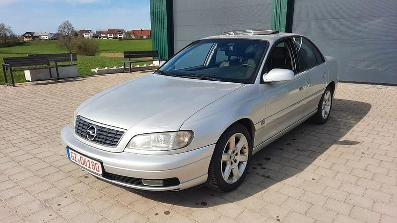 Gebraucht Opel Omega Edition 179 PS (131 kW) 2002 Silber Limousine