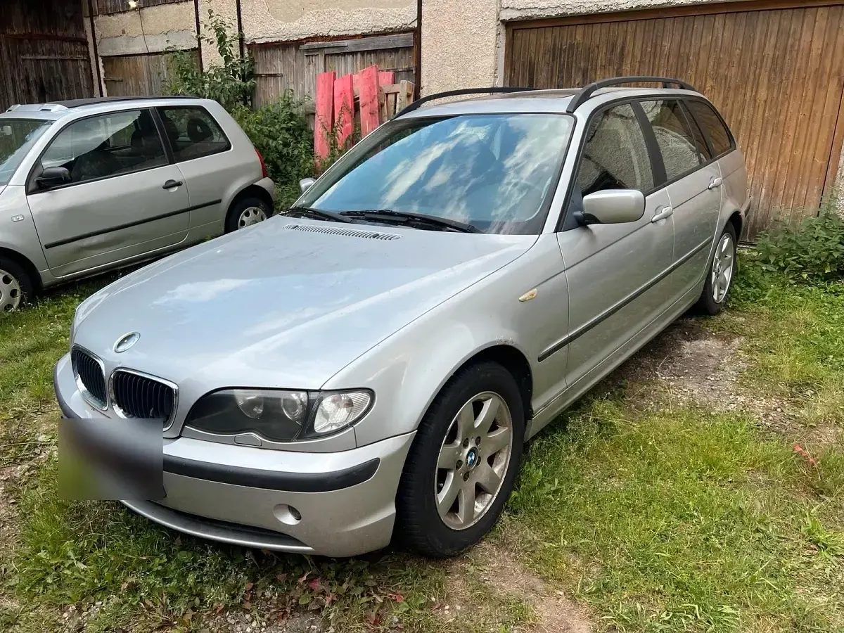 Gebraucht BMW 320 150 PS (110 kW) 2002 Grau Kombi