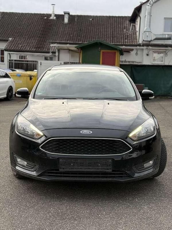 Gebraucht Ford Focus 125 PS (91 kW) 2018 Iridiumschwarz metallic Kombi