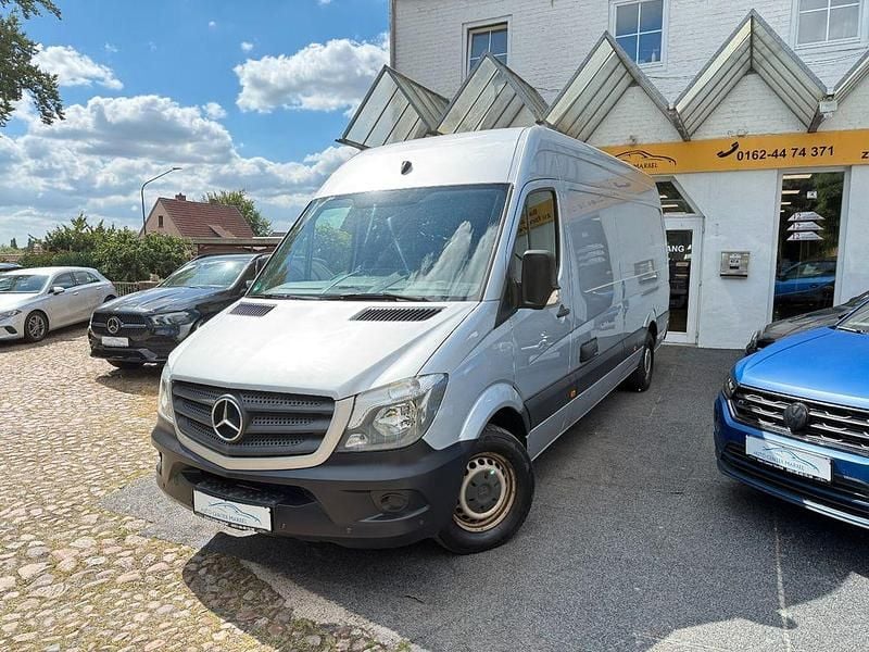 Gebraucht Mercedes Sprinter 143 PS (105 kW) 2017 Silber Van