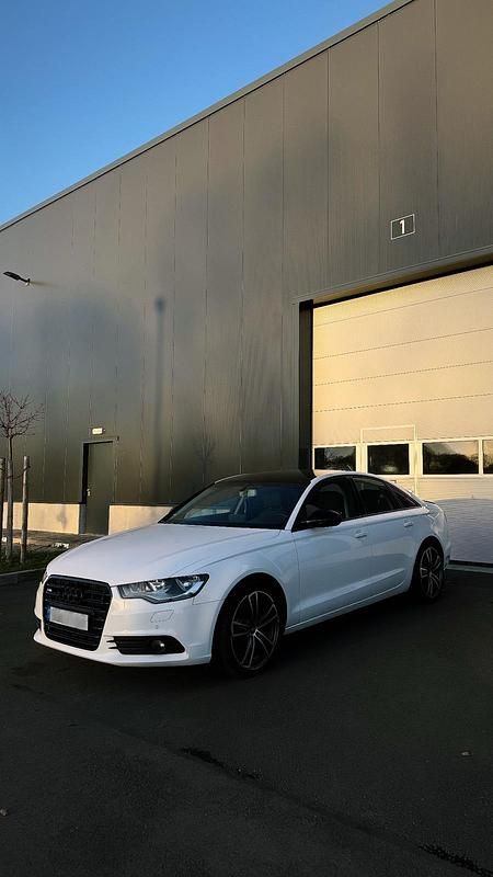 Weiß Gebraucht 2011 Audi A6 Limousine | 7.999 € (Fairer Preis) - Bild 1/4