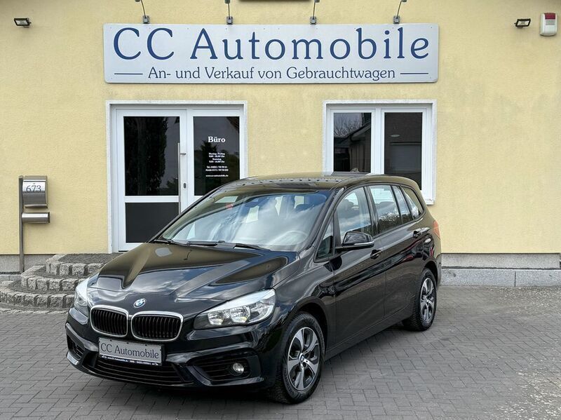 Schwarz Gebraucht 2015 BMW 216 Gran Tourer Van / Kleinbus | 9.480 € (Teuer) - Bild 1/4