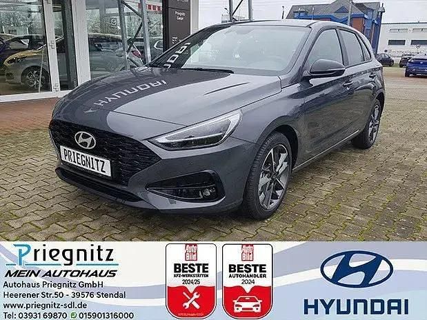 Ecotronic grey Gebraucht 2025 Hyundai i30 Advantage Limousine | 27.390 € (Fairer Preis) - Bild 1/4