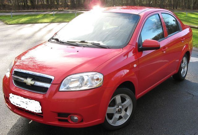 Gebraucht Chevrolet Aveo 94 PS (69 kW) 2007 Rot Limousine
