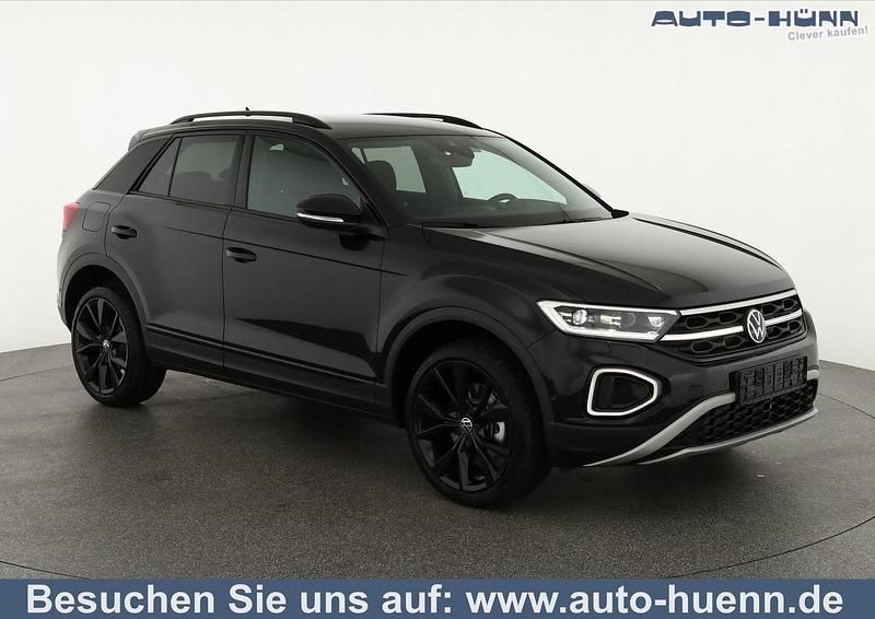 Grenadillschwarz metallic Neu 2025 VW T-Roc Style SUV | 35.495 € (Guter Preis) - Bild 1/4