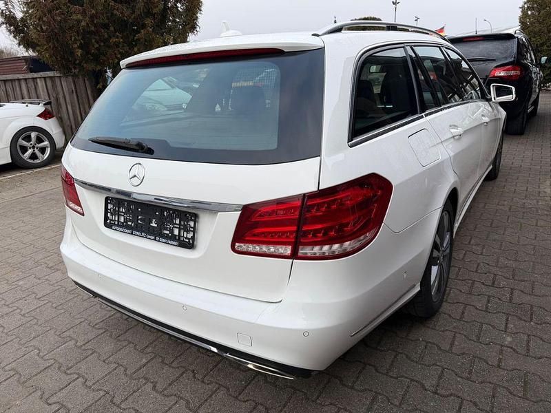 Gebraucht Mercedes E200 184 PS (135 kW) 2013 Weiß Kombi