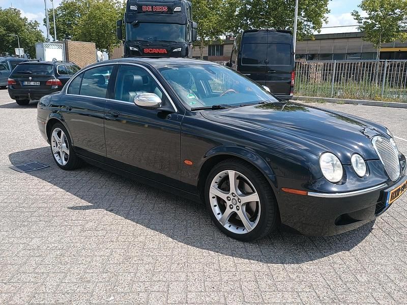 Schwarz Gebraucht 2007 Jaguar S-Type S Limousine | 4.750 € (Etwas zu teuer) - Bild 1/4