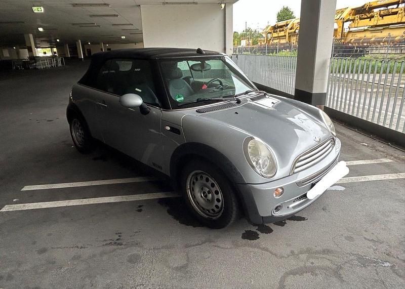 Silber Gebraucht 2006 Mini Cooper Cabriolet Cabrio | 3.500 € - Bild 1/4