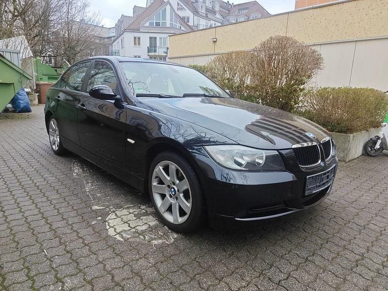 Gebraucht BMW 318 131 PS (96 kW) 2006 Schwarz Limousine