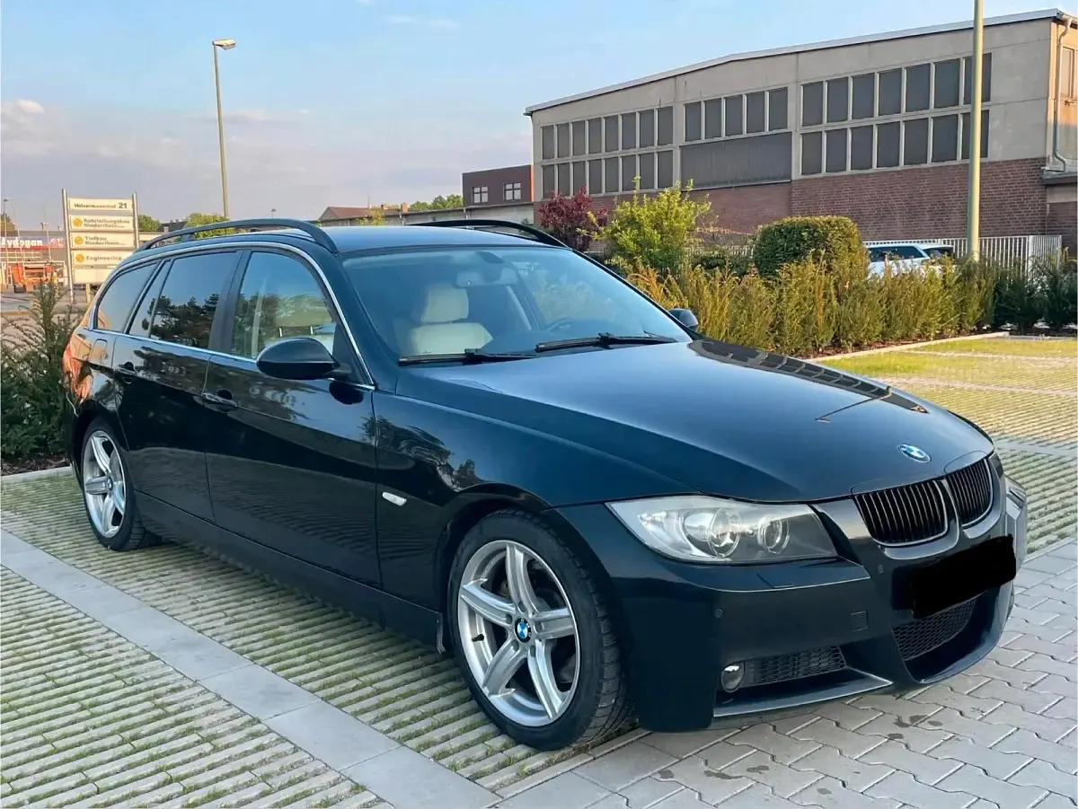 Gebraucht BMW 330 258 PS (189 kW) 2006 Schwarz Kombi