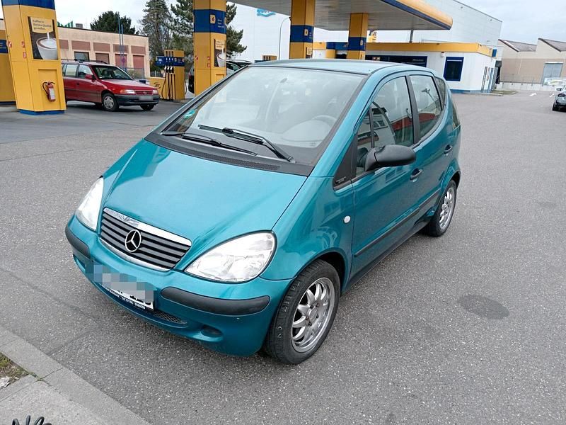 Gebraucht Mercedes A160 102 PS (75 kW) 2001 Blau Kleinwagen