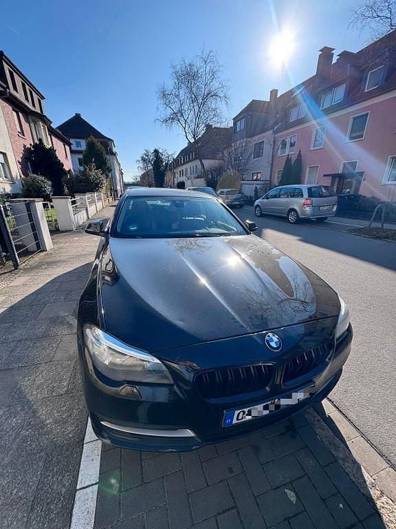Second-hand BMW 530 258 CP (189 kW) 2014 Negru Break