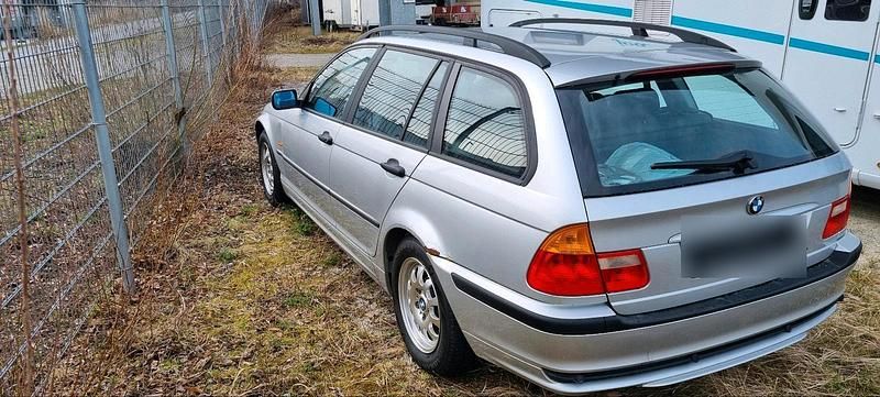 Gebraucht BMW 318 118 PS (86 kW) 2001 Silber Kombi