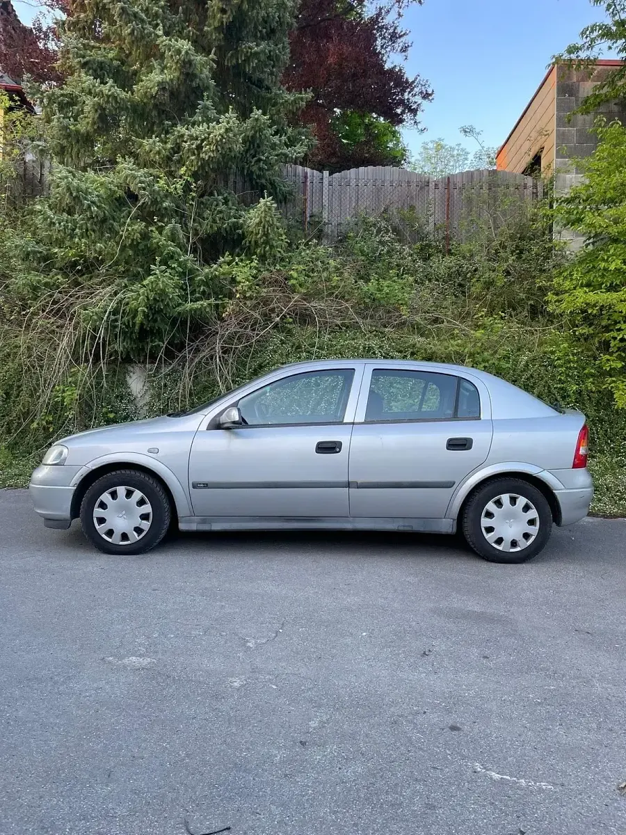 Gebraucht Opel Astra 75 PS (55 kW) 1999 Limousine