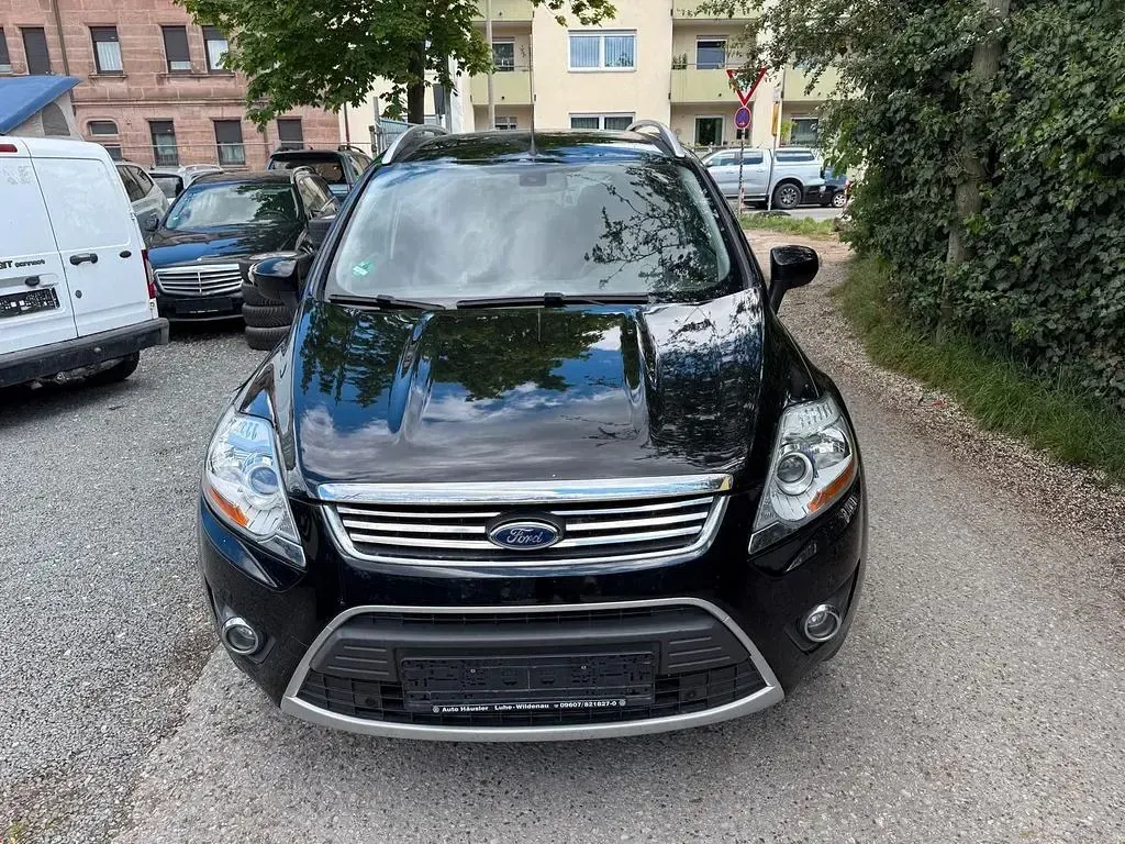 Usado Ford Kuga Titanium 136 HP (100 kW) 2009 Preto SUV