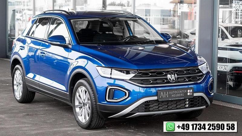 Blau Gebraucht 2024 VW T-Roc SUV | 23.990 € (Superpreis) - Bild 1/4