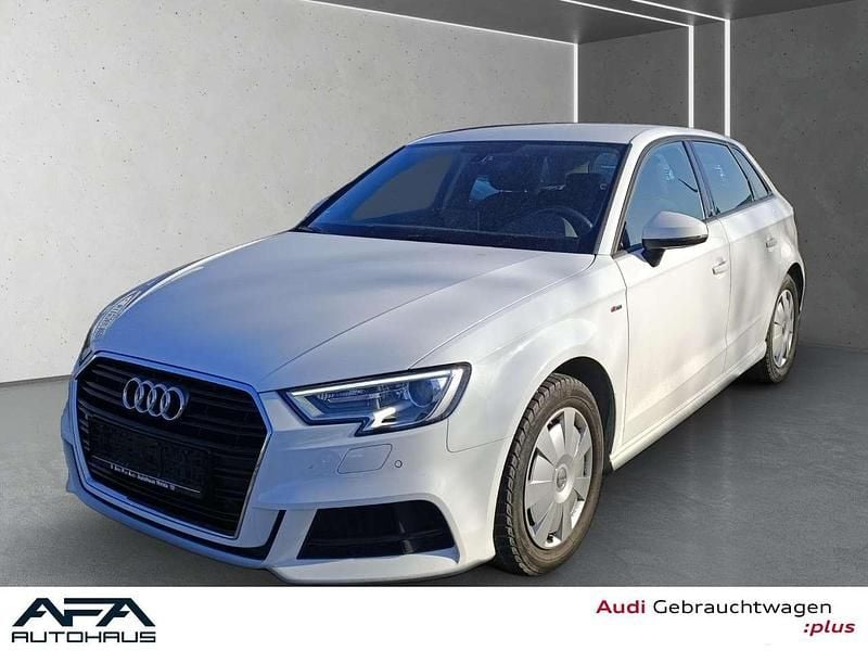 Gebraucht Audi A3 S-Line 150 PS (110 kW) 2019 Weiß Limousine