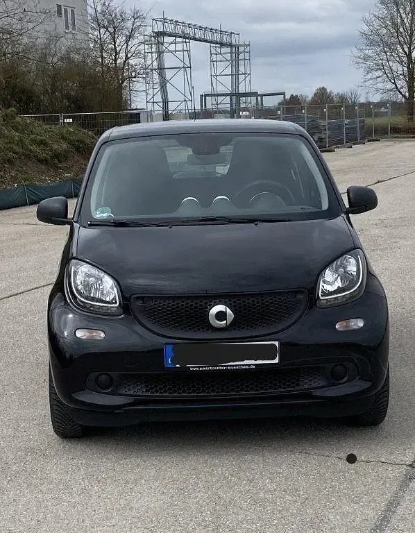 Occasion Smart ForFour 71 PK (52 kW) 2019 Zwart Hatchback
