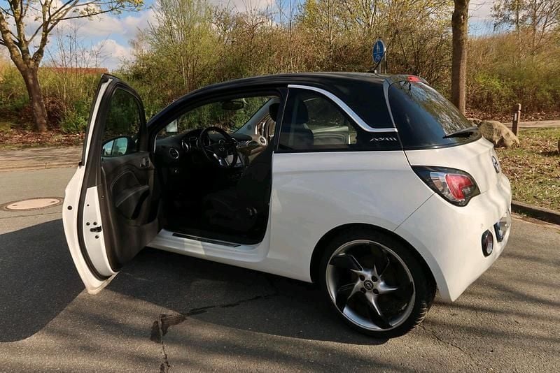 Second-hand Opel Adam 101 CP (74 kW) 2013 Alb Hatchback