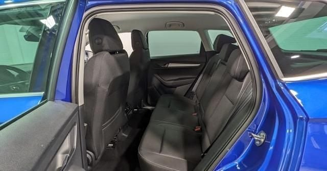 Gebraucht Skoda Karoq Selection 150 PS (110 kW) 2024 Metallic SUV