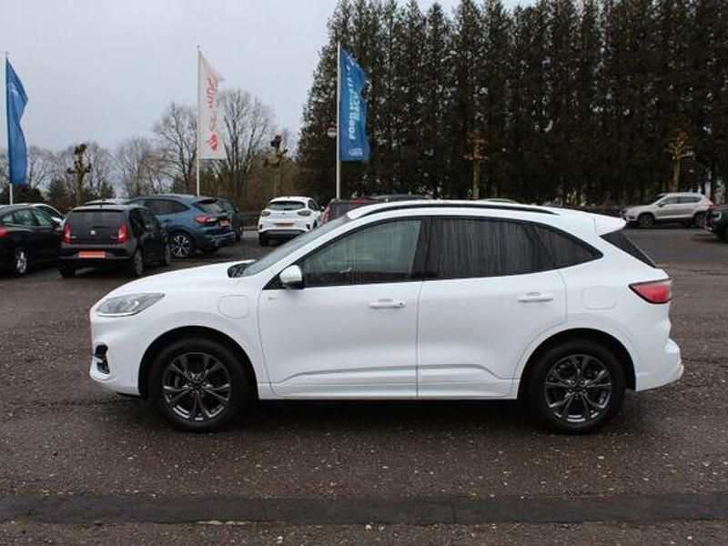 Gebraucht Ford Kuga ST-Line 224 PS (164 kW) 2021 Weiß SUV