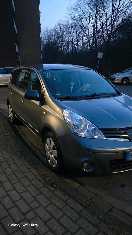 Gebraucht Nissan Note 110 PS (80 kW) 2011 Grau Kleinwagen
