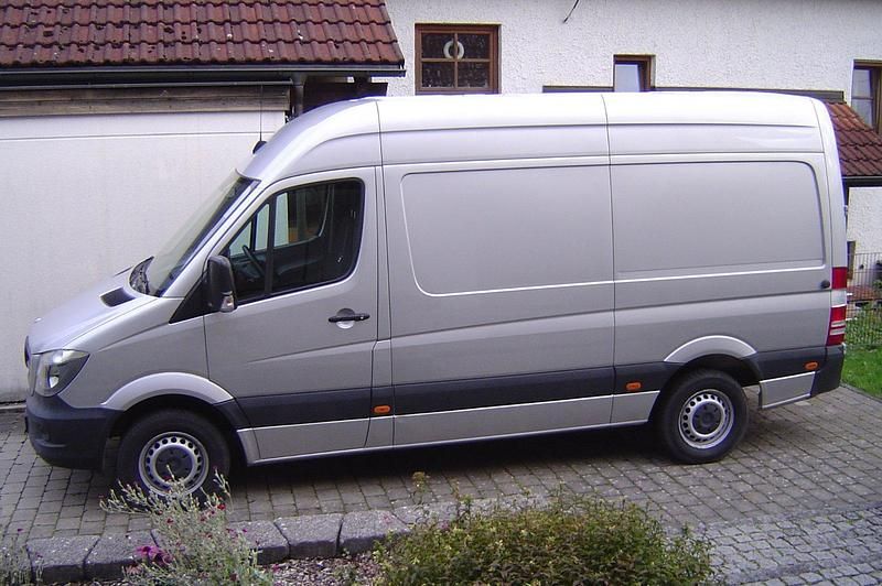 Silber Gebraucht 2014 Mercedes Sprinter Van | 24.500 € - Bild 1/4