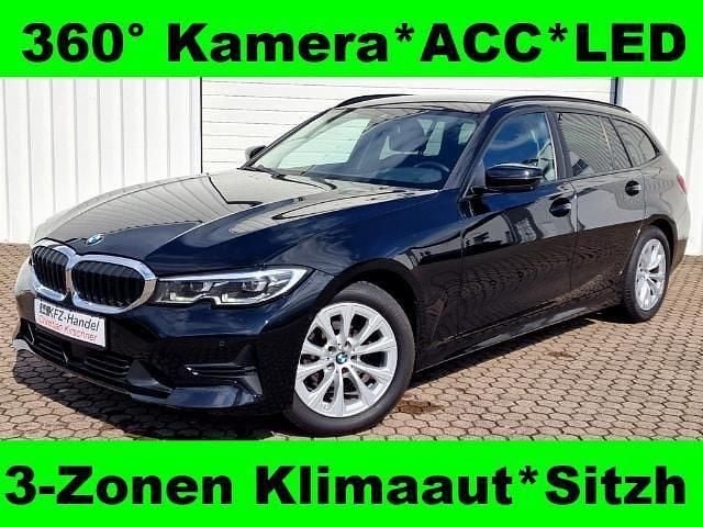 Schwarz Gebraucht 2019 BMW 320 Comfort Edition Kombi | 19.880 € (Superpreis) - Bild 1/4
