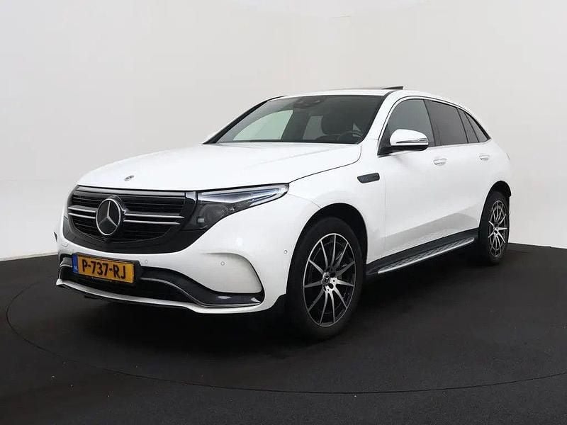 Weiß Gebraucht 2021 Mercedes EQC400 AMG SUV | 27.500 € (Guter Preis) - Bild 1/4