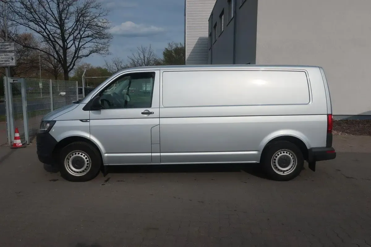 Gebraucht VW Transporter 114 PS (83 kW) 2016 Silber Van