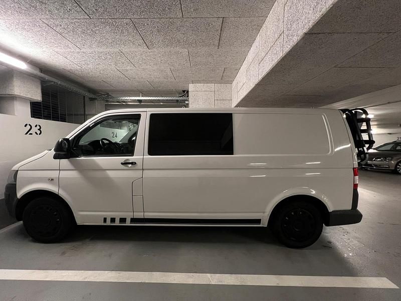 Weiß Gebraucht 2012 VW T5 Van | 23.200 € - Bild 1/4