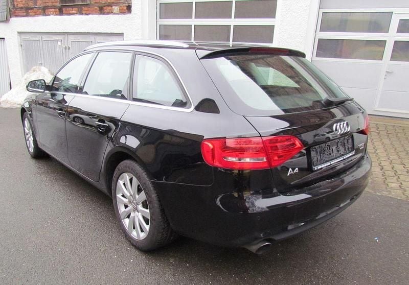 Gebraucht Audi A4 Ambiente 224 PS (164 kW) 2013 Schwarz Kombi