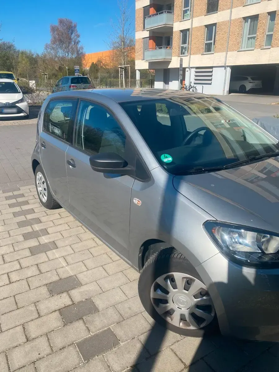Gebraucht Skoda Citigo 60 PS (44 kW) 2016 Grau Kleinwagen