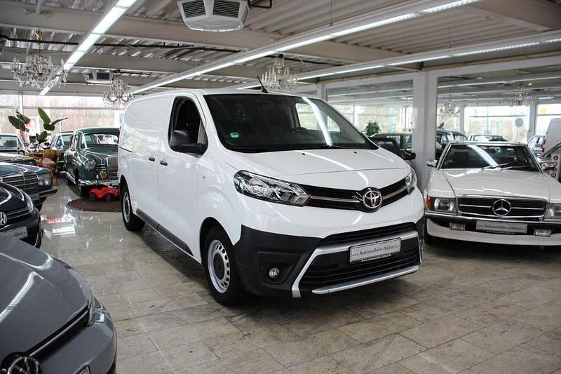 Gebraucht Toyota Proace 122 PS (89 kW) 2020 Weiß Van / Kleinbus