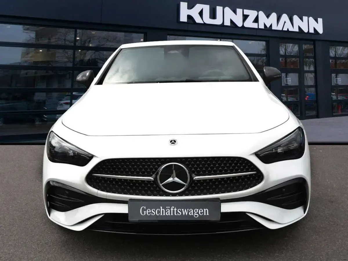 Gebraucht Mercedes CLE200 AMG 204 PS (150 kW) 2026 Weiß Cabrio