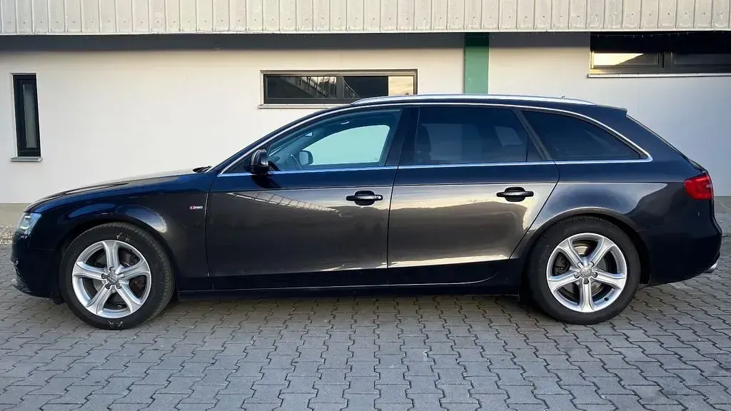 Usata Audi A4 S-Line 170 CV (125 kW) 2012 Grigio Berlina